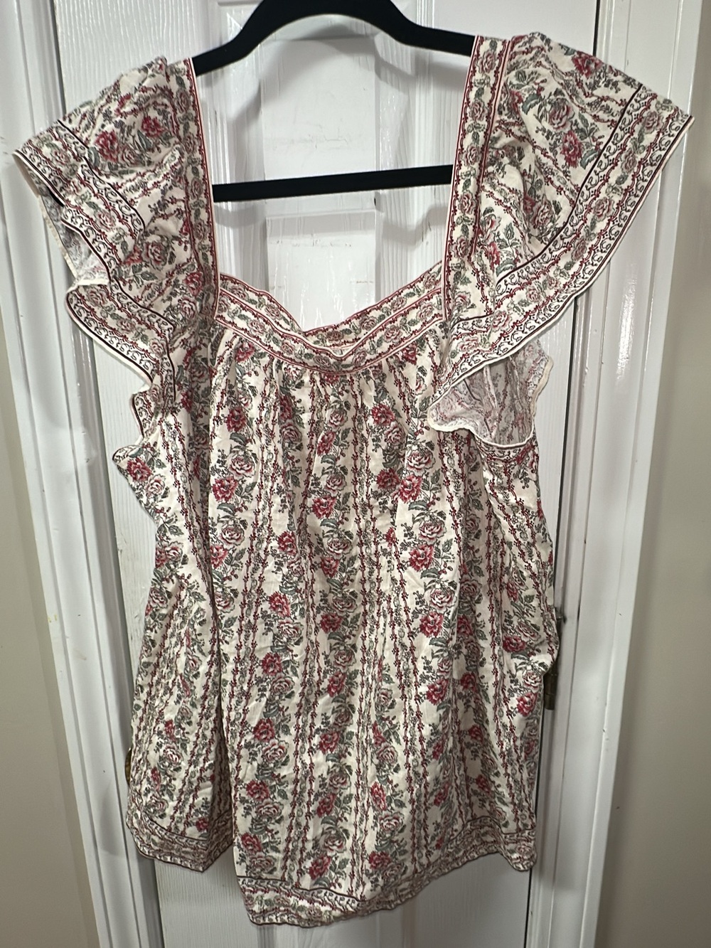 Max Studio NWT Cream Floral Ruffle Sleeve Pit-pit 21 (mix49)